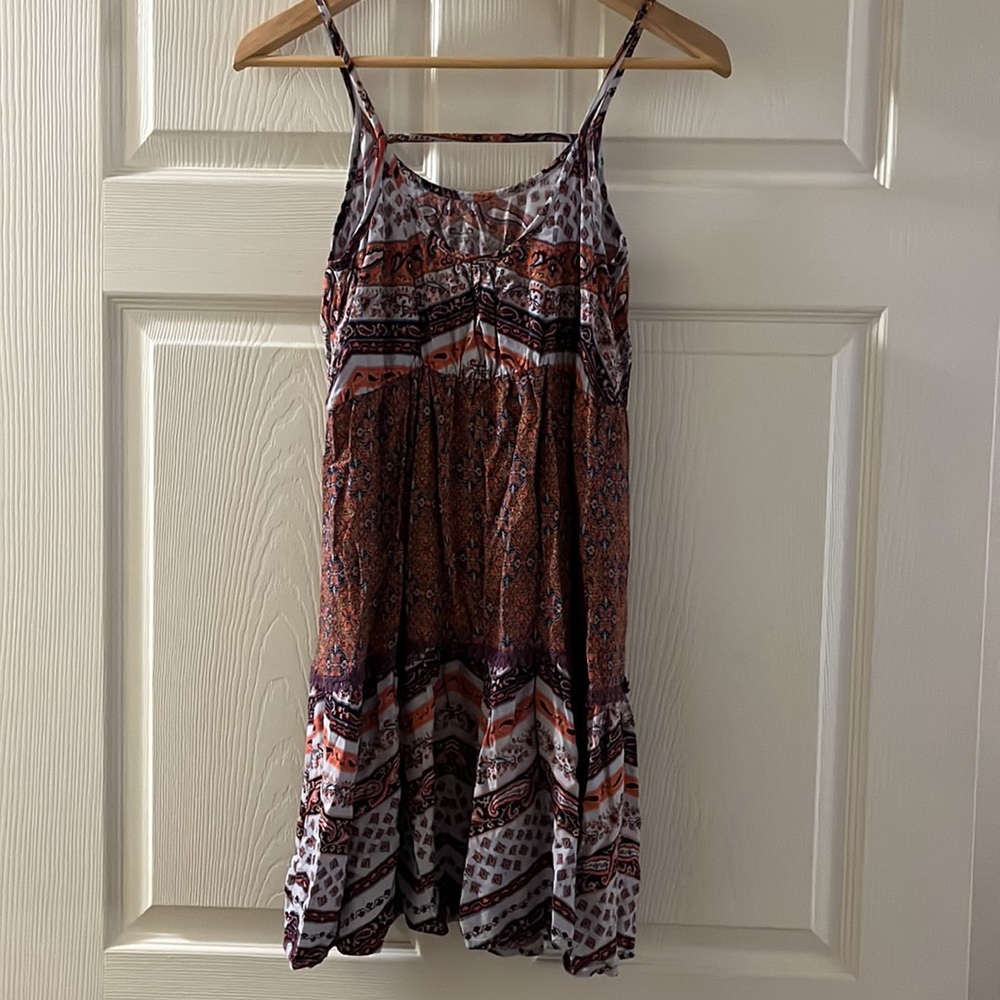 Cute Paisley Sundress - Picture 2 of 4
